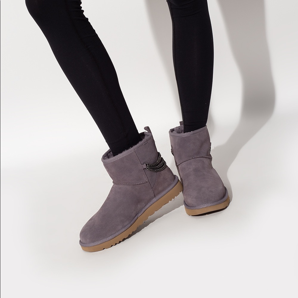 UGG Classic Mini Chains